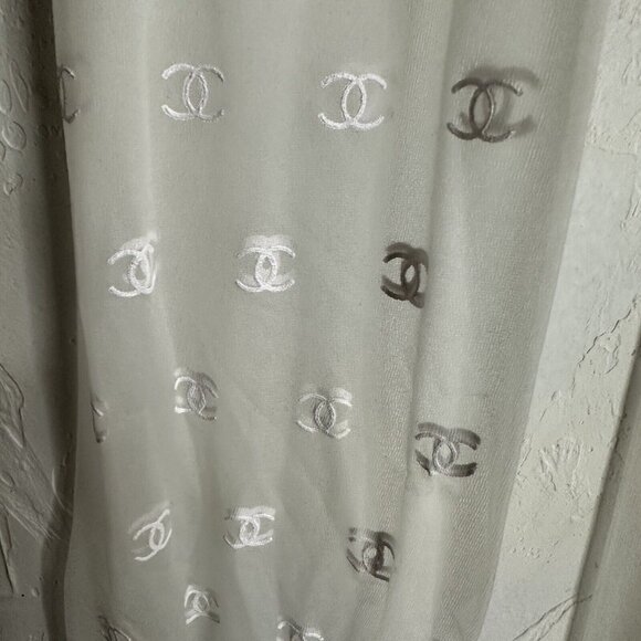 Chanel Womens Monogram Print Elastic Textured Slip-On Stockings White Size Small - Picture 3 of 9